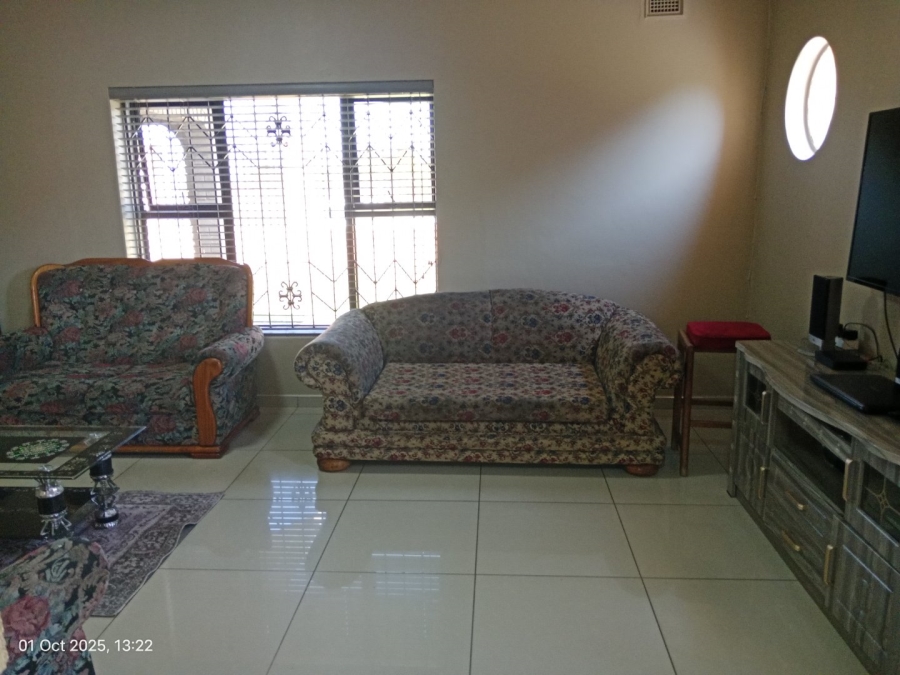 6 Bedroom Property for Sale in Mountain Rise KwaZulu-Natal