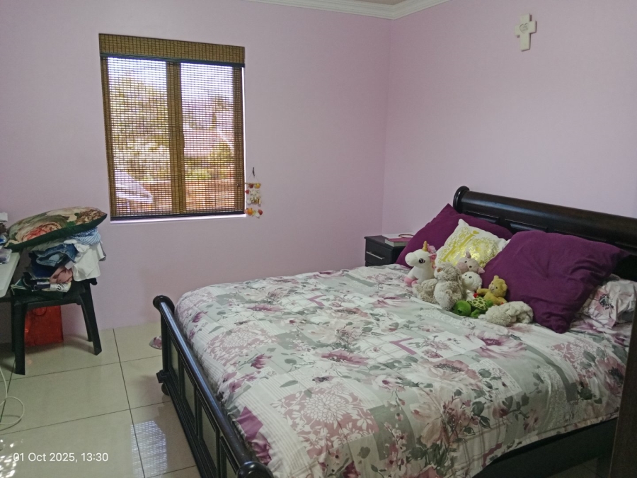 6 Bedroom Property for Sale in Mountain Rise KwaZulu-Natal