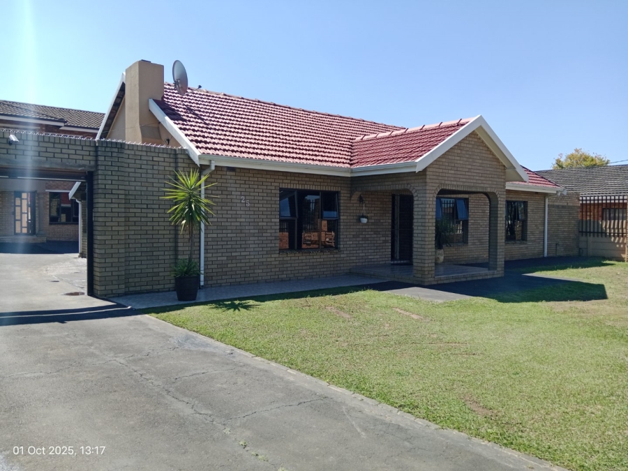 6 Bedroom Property for Sale in Mountain Rise KwaZulu-Natal