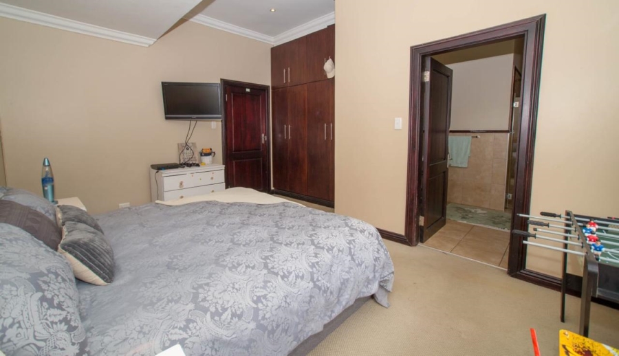 4 Bedroom Property for Sale in Umhlanga KwaZulu-Natal