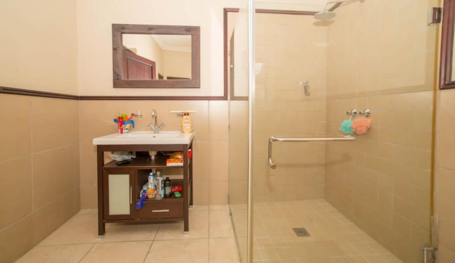 4 Bedroom Property for Sale in Umhlanga KwaZulu-Natal