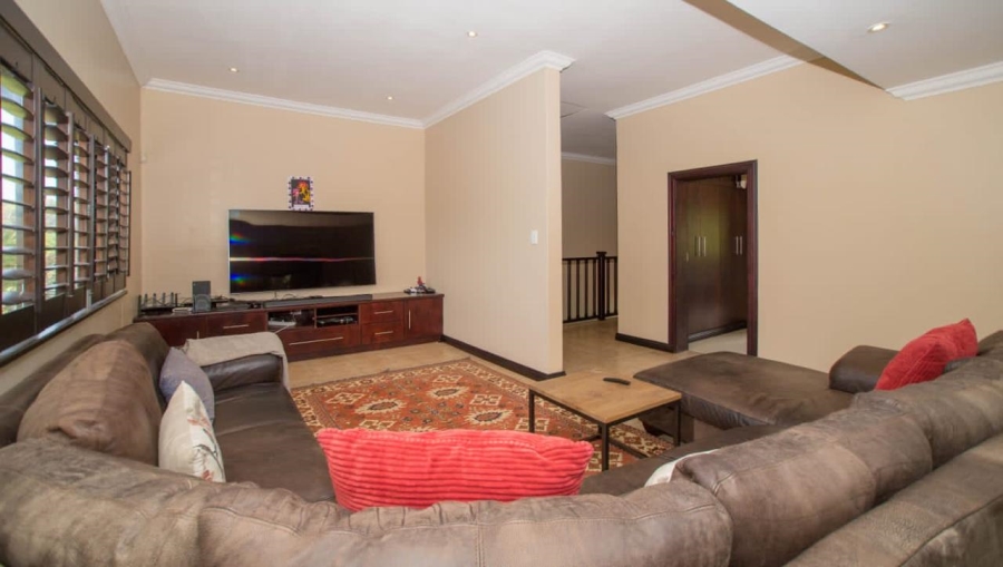 4 Bedroom Property for Sale in Umhlanga KwaZulu-Natal