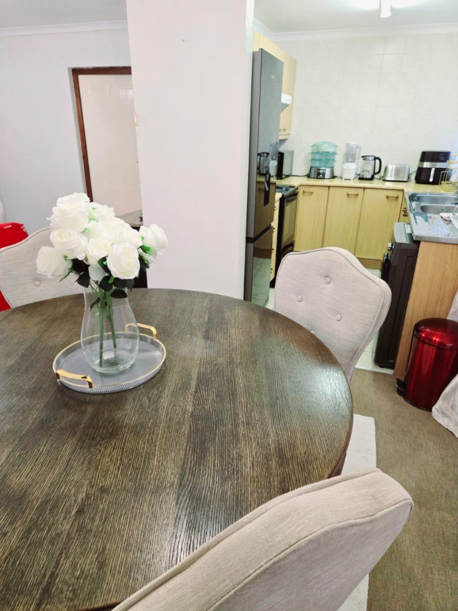 To Let 1 Bedroom Property for Rent in Belvedere KwaZulu-Natal