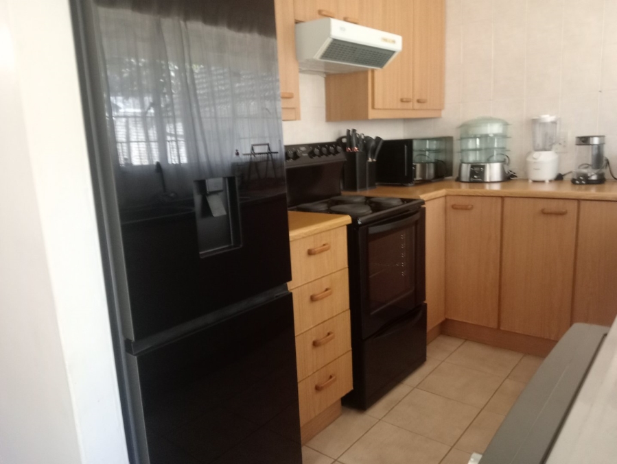 To Let 1 Bedroom Property for Rent in Belvedere KwaZulu-Natal