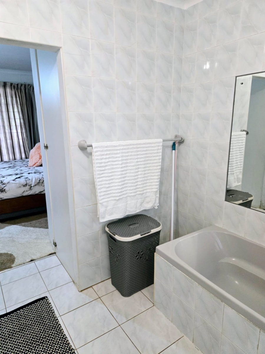 To Let 1 Bedroom Property for Rent in Belvedere KwaZulu-Natal