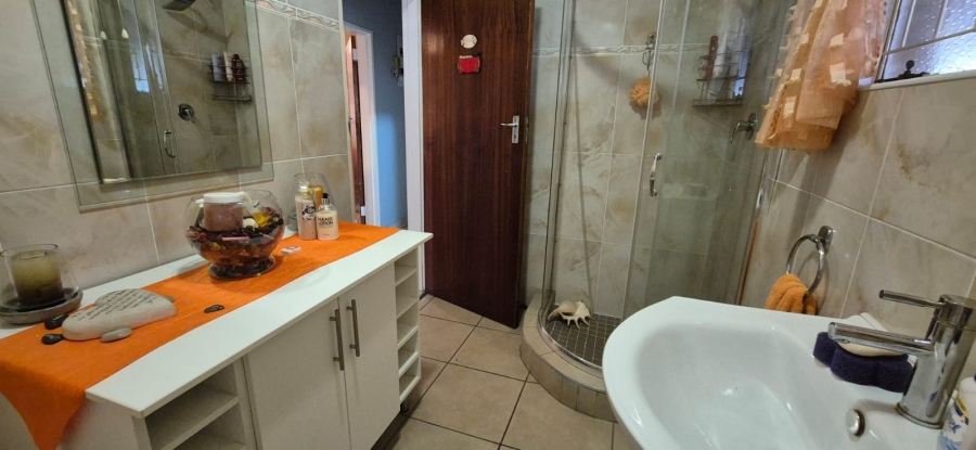3 Bedroom Property for Sale in Arborpark KwaZulu-Natal