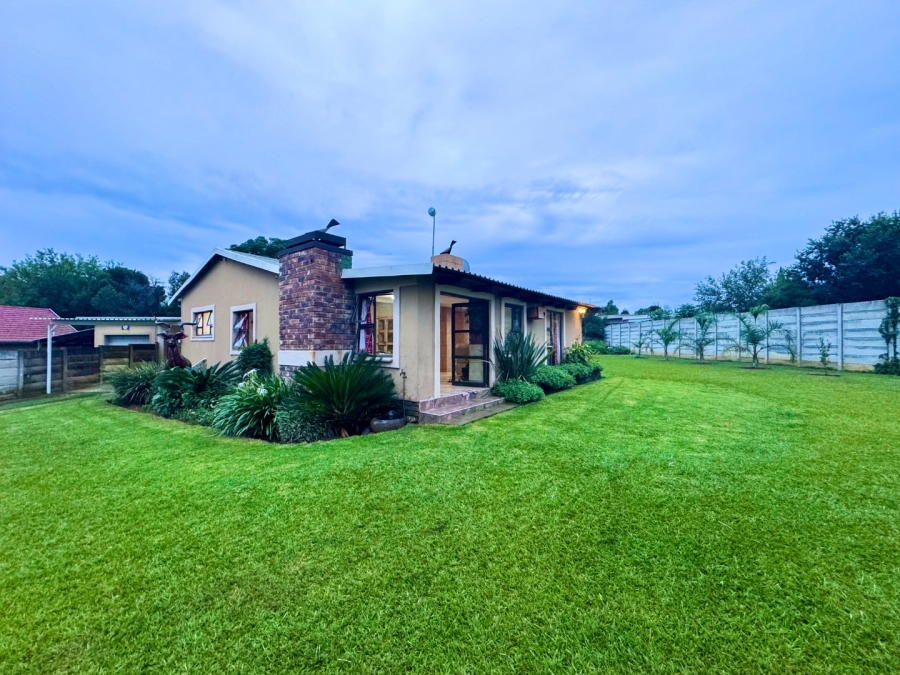 4 Bedroom Property for Sale in Sunnyridge KwaZulu-Natal
