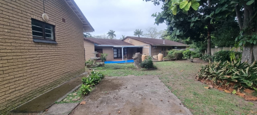 4 Bedroom Property for Sale in Umtentweni KwaZulu-Natal