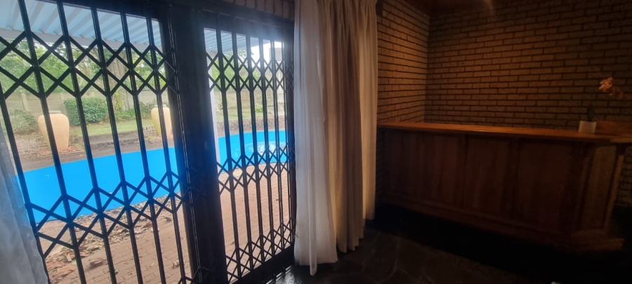 4 Bedroom Property for Sale in Umtentweni KwaZulu-Natal