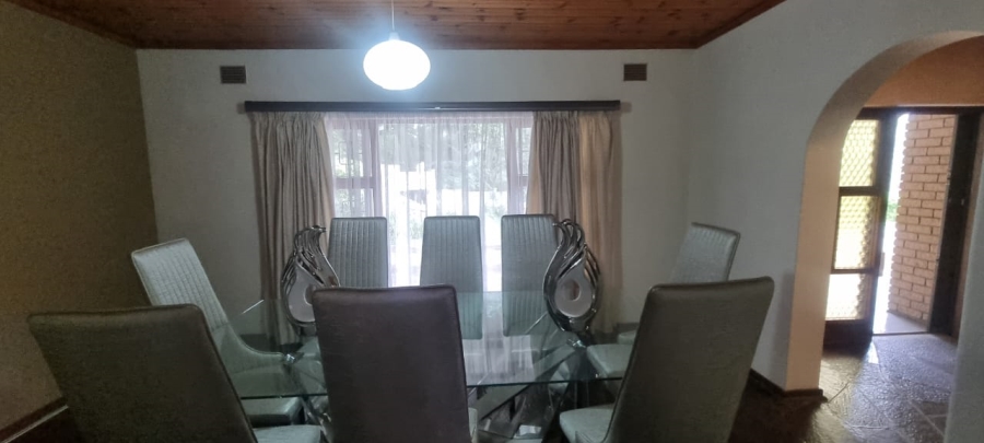 4 Bedroom Property for Sale in Umtentweni KwaZulu-Natal