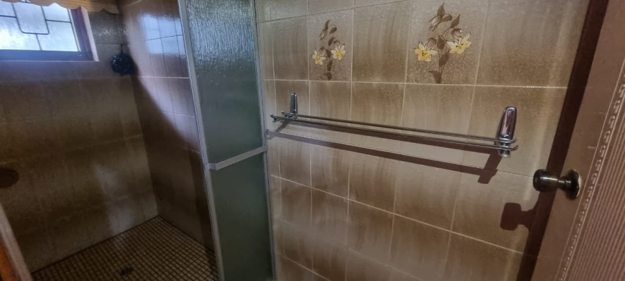 4 Bedroom Property for Sale in Umtentweni KwaZulu-Natal