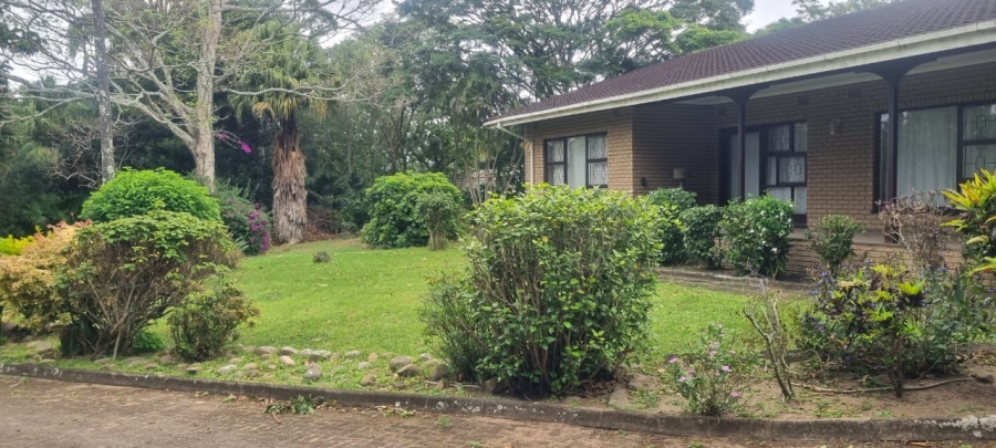 4 Bedroom Property for Sale in Umtentweni KwaZulu-Natal