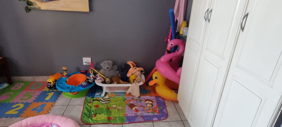 2 Bedroom Property for Sale in Hibberdene KwaZulu-Natal
