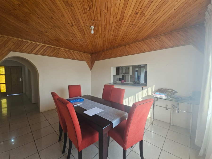4 Bedroom Property for Sale in Osizweni KwaZulu-Natal