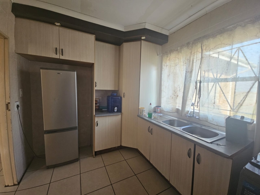 4 Bedroom Property for Sale in Osizweni KwaZulu-Natal
