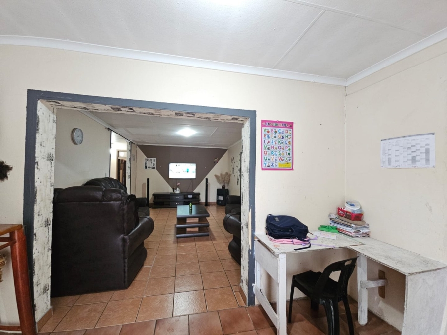 4 Bedroom Property for Sale in Barry Hertzog Park KwaZulu-Natal