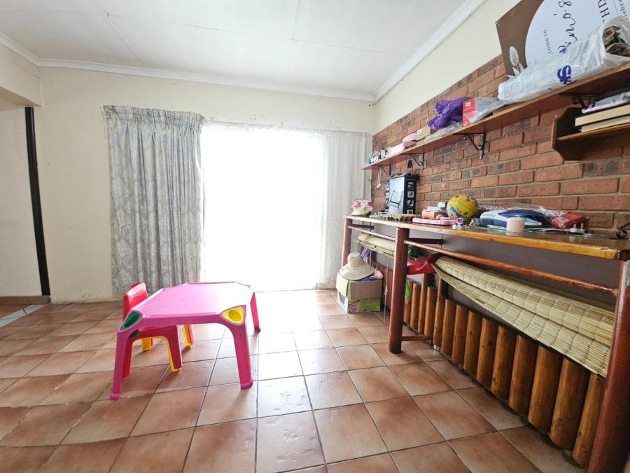 4 Bedroom Property for Sale in Barry Hertzog Park KwaZulu-Natal