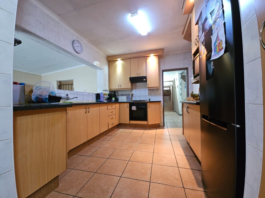 4 Bedroom Property for Sale in Barry Hertzog Park KwaZulu-Natal