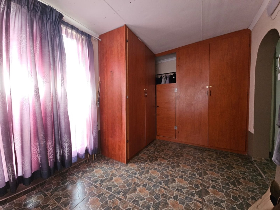 4 Bedroom Property for Sale in Barry Hertzog Park KwaZulu-Natal