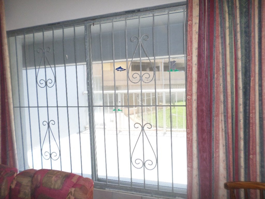 2 Bedroom Property for Sale in Margate Beach KwaZulu-Natal