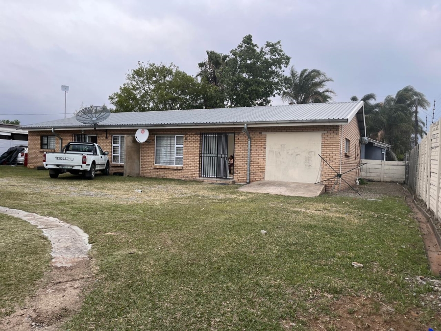 3 Bedroom Property for Sale in Newcastle KwaZulu-Natal