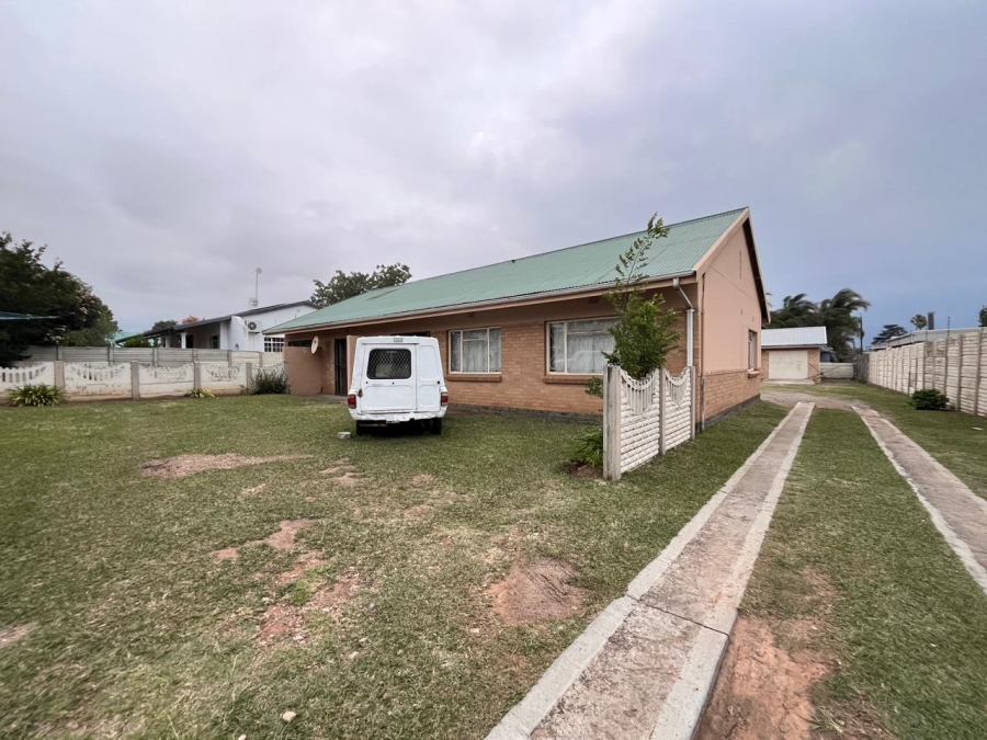 3 Bedroom Property for Sale in Newcastle KwaZulu-Natal