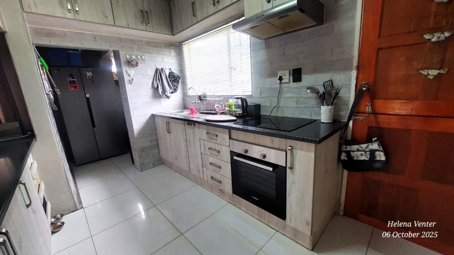 7 Bedroom Property for Sale in Arborpark KwaZulu-Natal