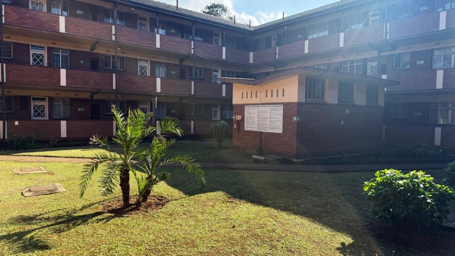 2 Bedroom Property for Sale in Scottsville KwaZulu-Natal