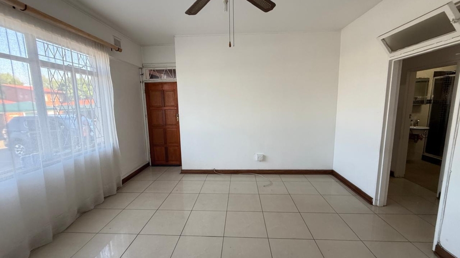 2 Bedroom Property for Sale in Scottsville KwaZulu-Natal