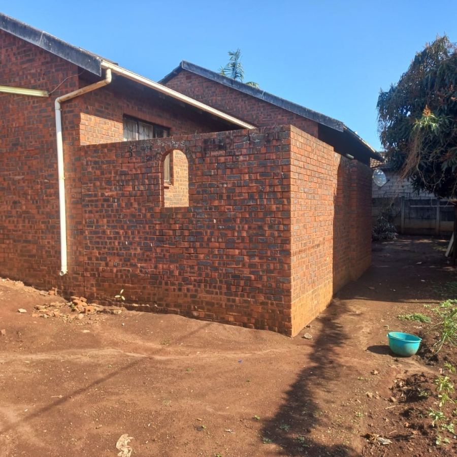  Bedroom Property for Sale in Ngwelezana KwaZulu-Natal