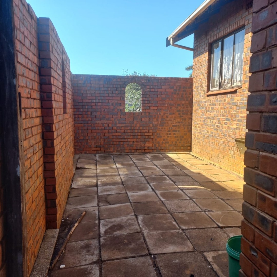  Bedroom Property for Sale in Ngwelezana KwaZulu-Natal