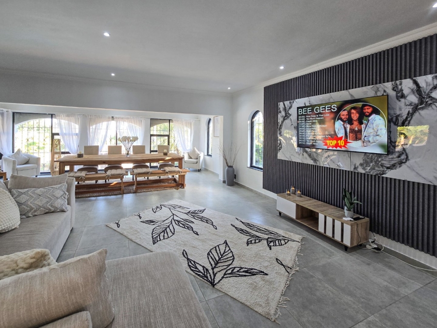 3 Bedroom Property for Sale in Uvongo KwaZulu-Natal