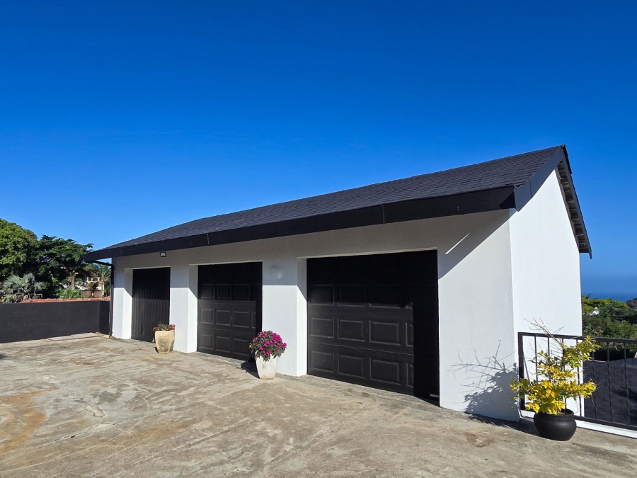 3 Bedroom Property for Sale in Uvongo KwaZulu-Natal