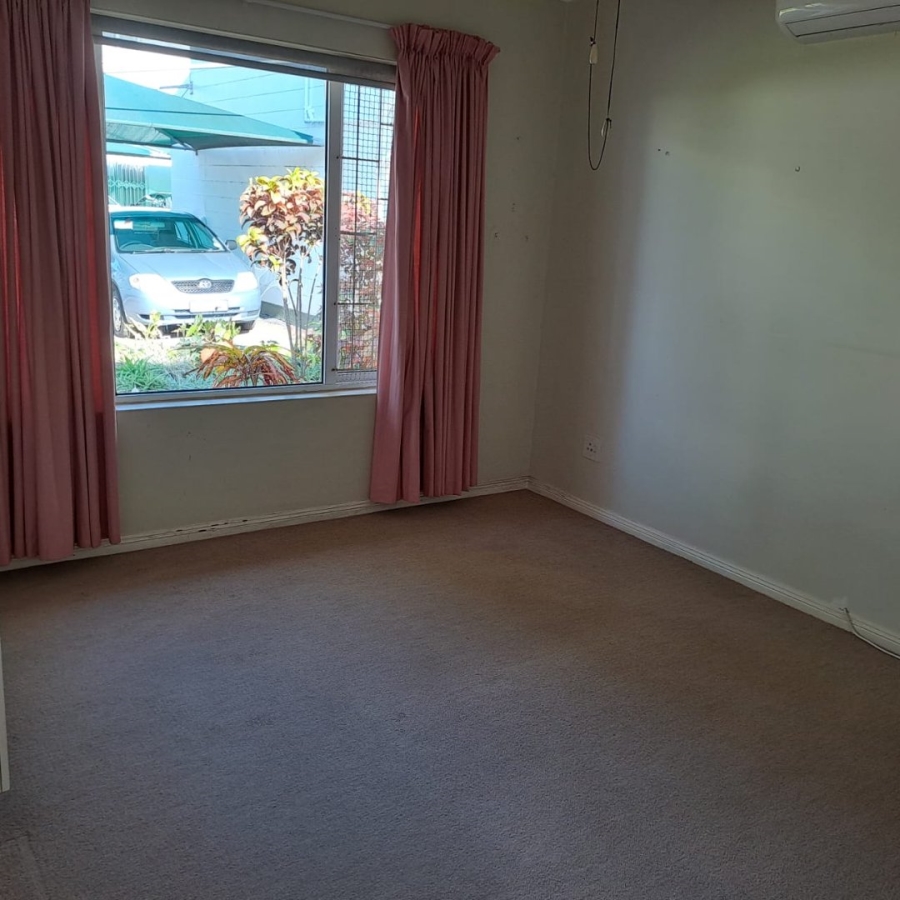 2 Bedroom Property for Sale in Scottburgh Central KwaZulu-Natal