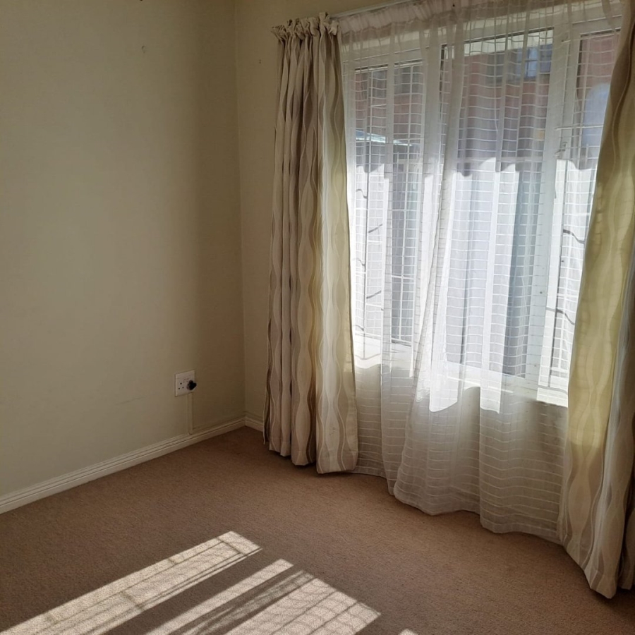 2 Bedroom Property for Sale in Scottburgh Central KwaZulu-Natal