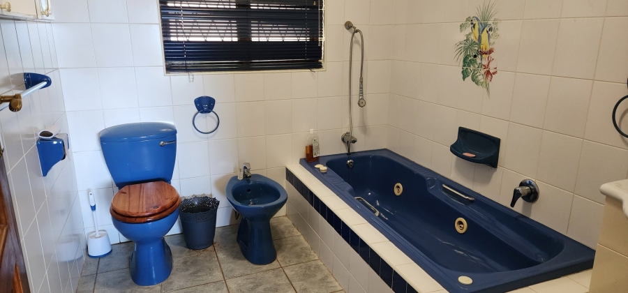 3 Bedroom Property for Sale in Anerley KwaZulu-Natal