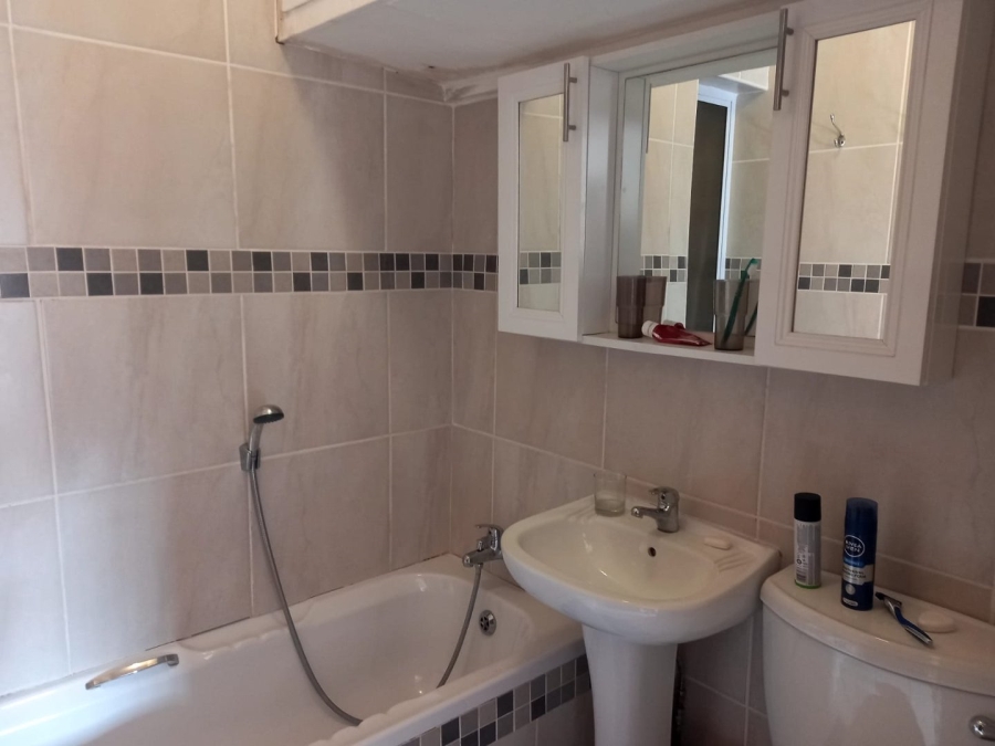 3 Bedroom Property for Sale in Uvongo KwaZulu-Natal