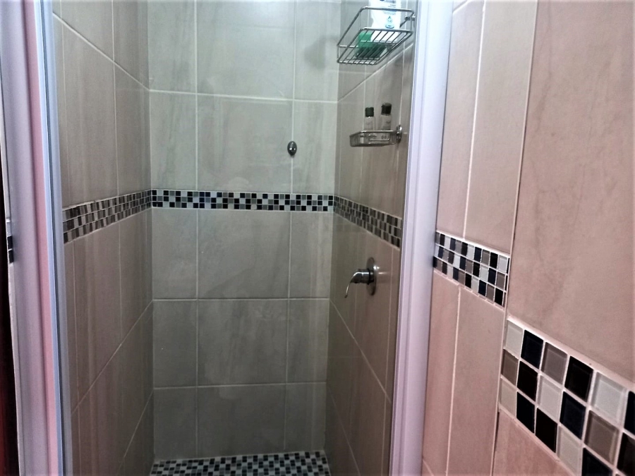 3 Bedroom Property for Sale in Uvongo KwaZulu-Natal
