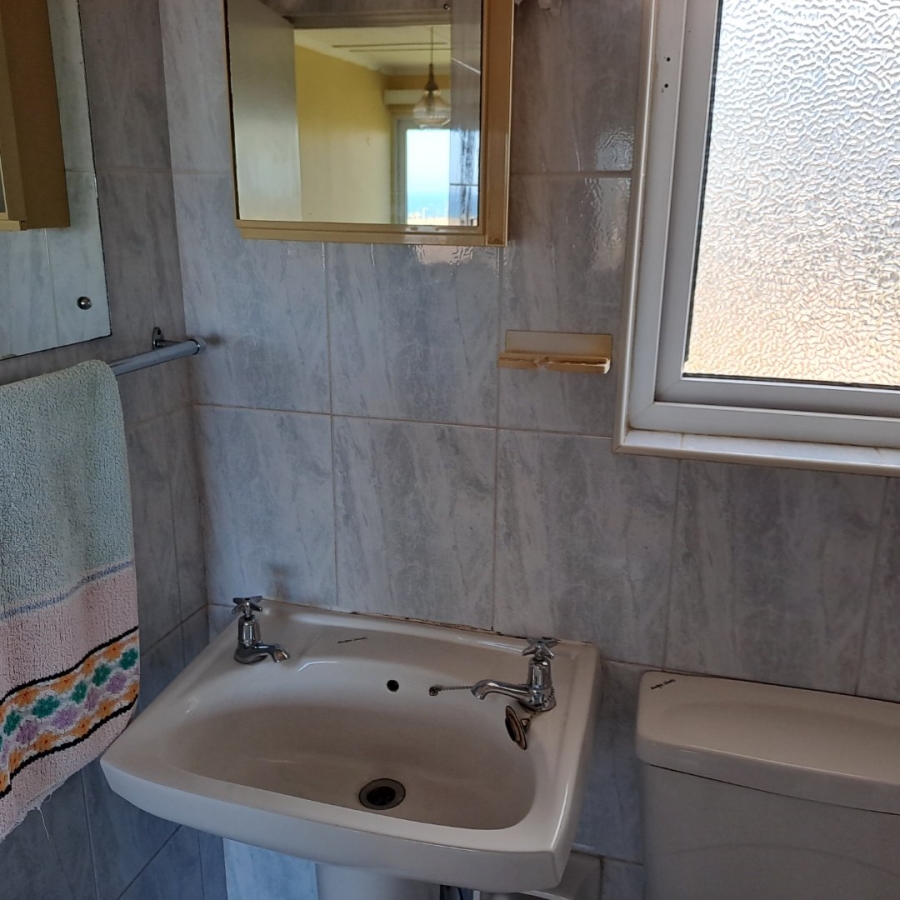 1 Bedroom Property for Sale in Scottburgh Central KwaZulu-Natal