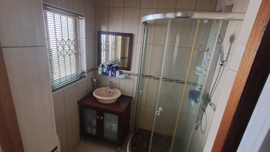 4 Bedroom Property for Sale in Oslo Beach KwaZulu-Natal