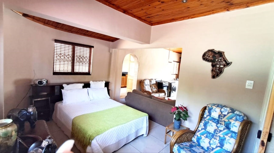 4 Bedroom Property for Sale in Oslo Beach KwaZulu-Natal
