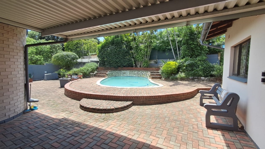 4 Bedroom Property for Sale in Oslo Beach KwaZulu-Natal