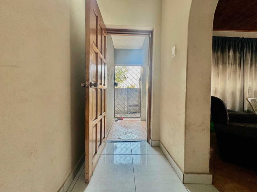 3 Bedroom Property for Sale in Lennoxton KwaZulu-Natal