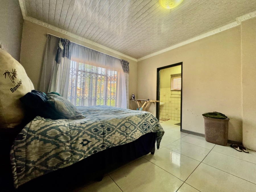 3 Bedroom Property for Sale in Lennoxton KwaZulu-Natal