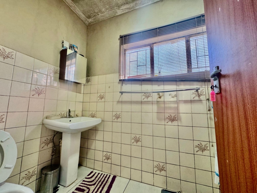 3 Bedroom Property for Sale in Lennoxton KwaZulu-Natal