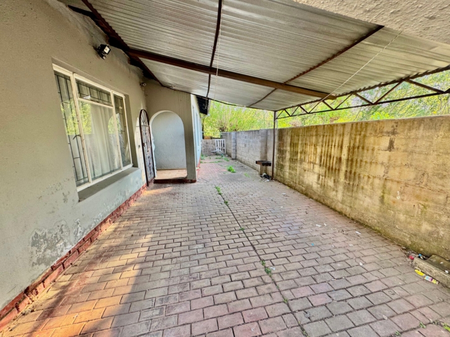 3 Bedroom Property for Sale in Lennoxton KwaZulu-Natal