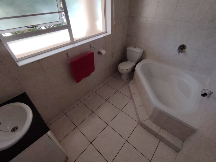 2 Bedroom Property for Sale in Sea Park KwaZulu-Natal