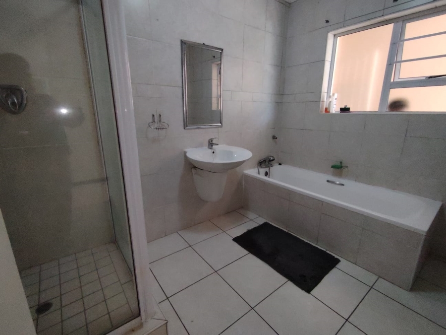 2 Bedroom Property for Sale in Sea Park KwaZulu-Natal