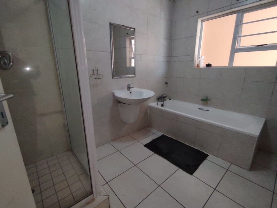 2 Bedroom Property for Sale in Sea Park KwaZulu-Natal