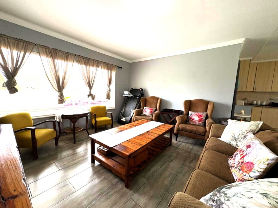 3 Bedroom Property for Sale in Sunnyridge KwaZulu-Natal